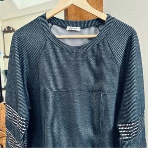 NWOT Dark Gray Ribbed Jersey Long Sleeve Top With Silver Bling Oversized Medium